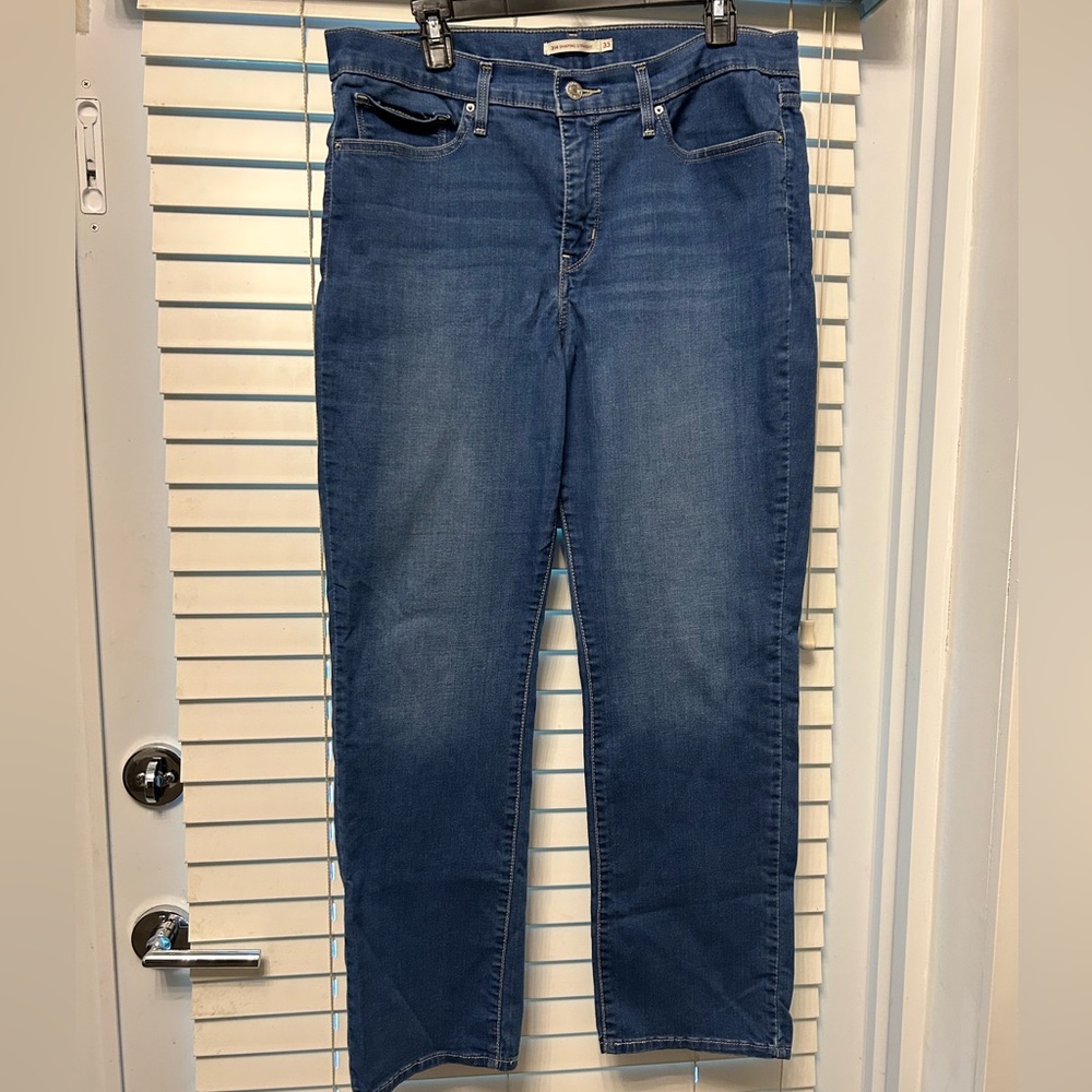 Levi's Women's 314 Shaping Straight Jeans W33 L30